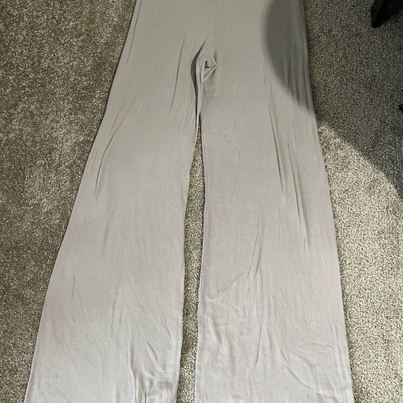 Jax & Lennon Wide Leg Ribbed Lounge Pants - Picture 4 of 9